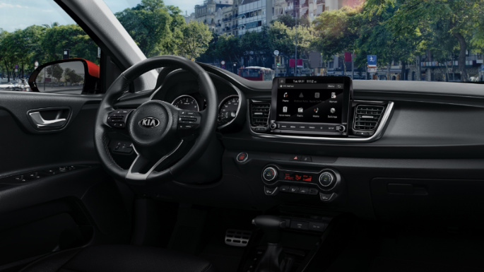 2021-kia-rio-int