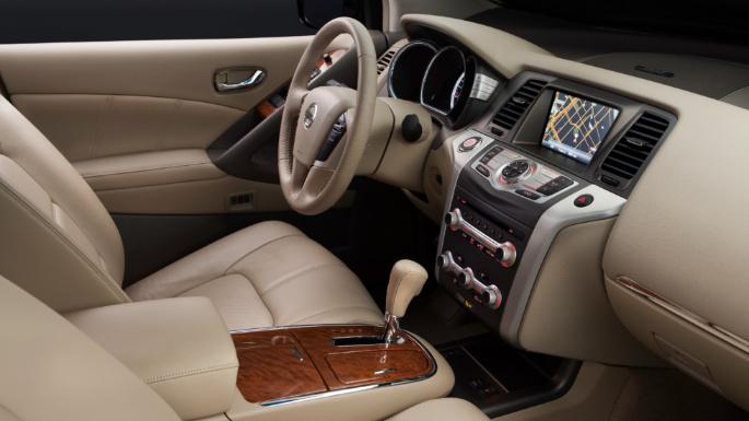 2011-nissan-murano-int