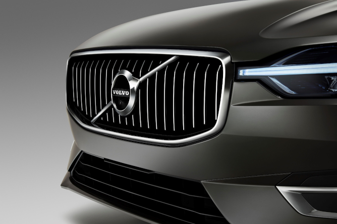 2019-volvo-xc60-image-14