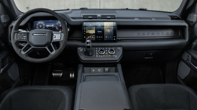 2022-land-rover-defender-v8-safety-image