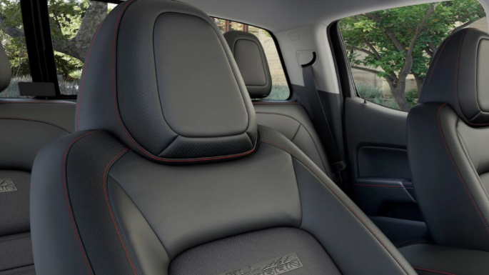 2019-gmc-canyon-seats2