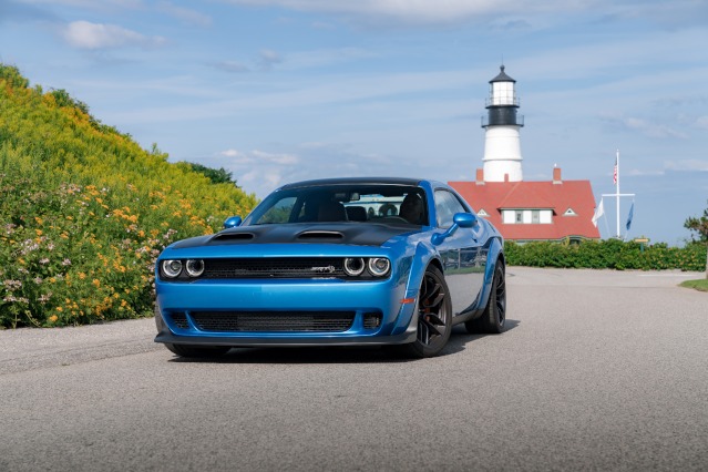 2019-dodge-challenger-exterior1