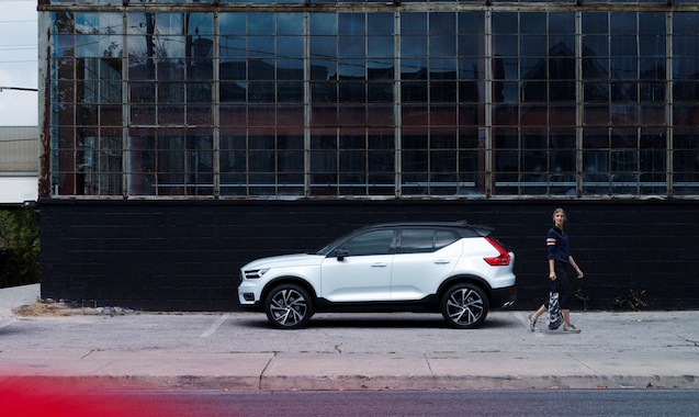 219772 New Volvo XC40 - exterior
