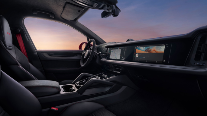 2025 Porsche Cayenne Interior