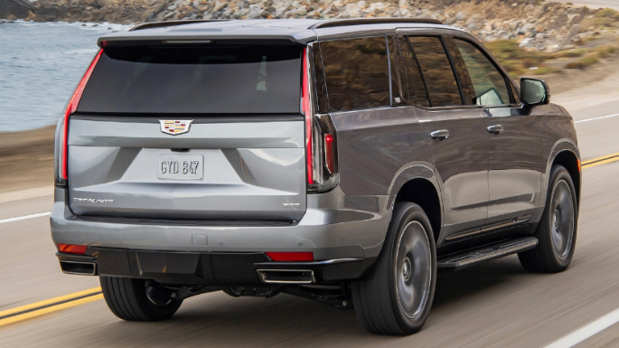 2021-cadillac-escalade-image-2