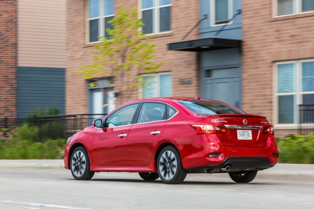2019-nissan-sentra-exterior1