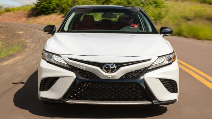 2018-toyota-camry-image-4