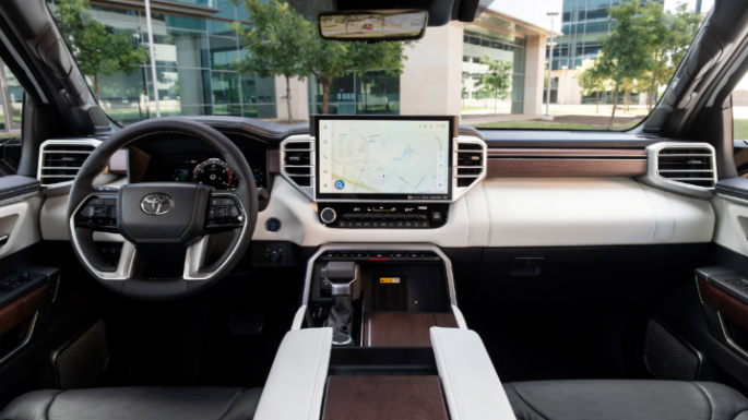 2023-toyota-sequoia-int