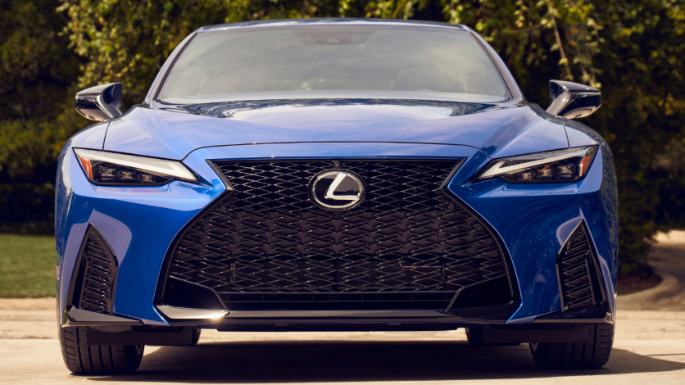 2022-lexus-is-value-image
