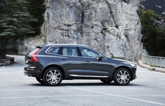 2019-volvo-cx60-exterior3