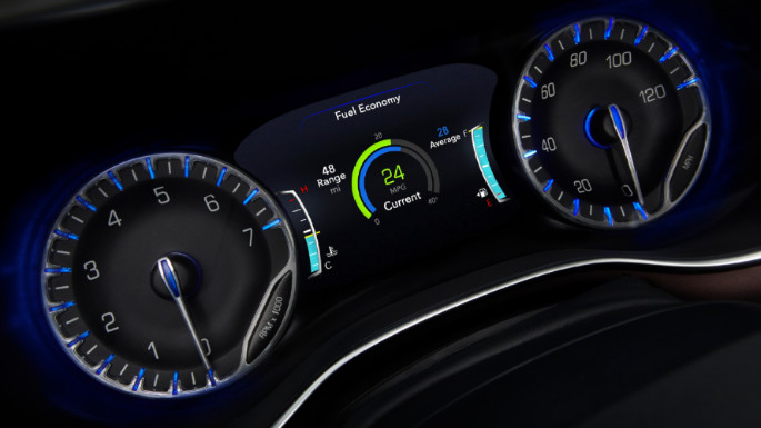 2020-chrysler-pacifica-fuel-image