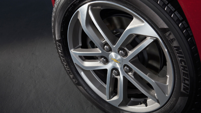 2017-chevrolet-equinox-image-15