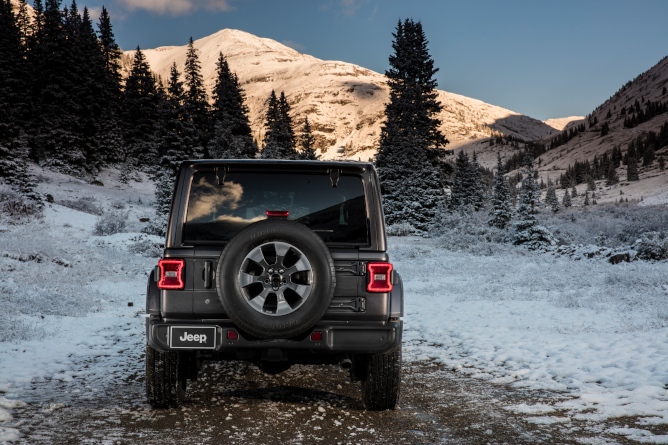 2019-jeep-wrangler-image-2