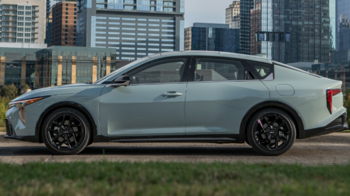 2025 Kia K4 Profile (Cost)
