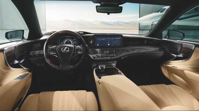 2023-lexus-ls-int