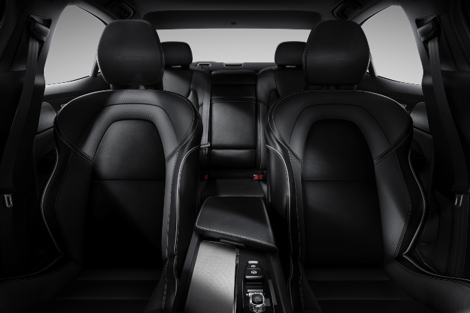 2019-volvo-s60-image-8