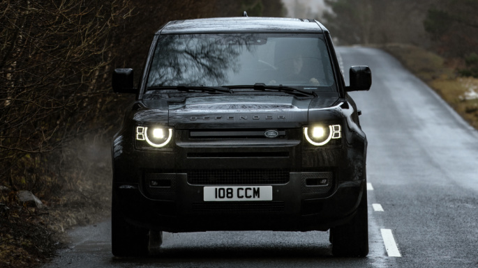 2022-land-rover-defender-v8-value-image