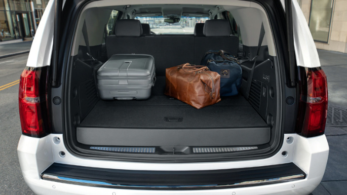 2020-chevrolet-suburban-image-10