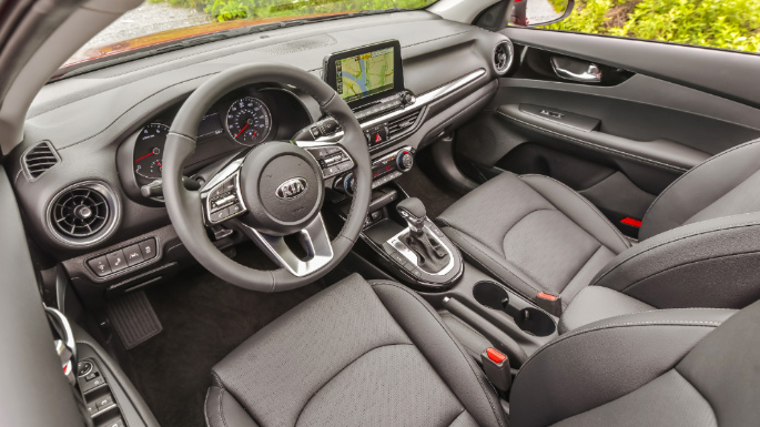 2021-kia-forte-int