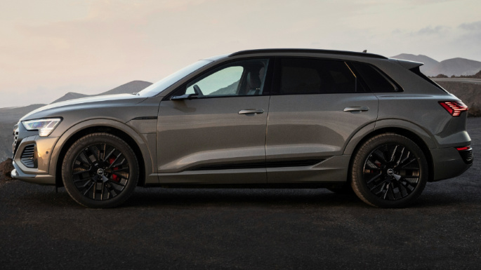 2023-audi-e-tron-cost-image