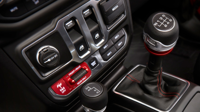 2020-jeep-wrangler-image-14