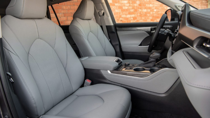 2021-toyota-highlander-image-7
