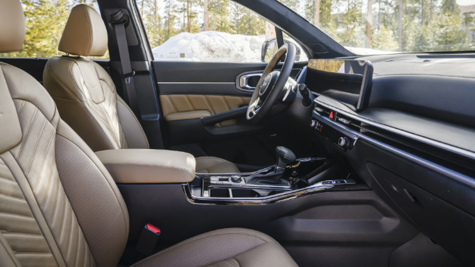 2025 Kia Sorento Front Seats