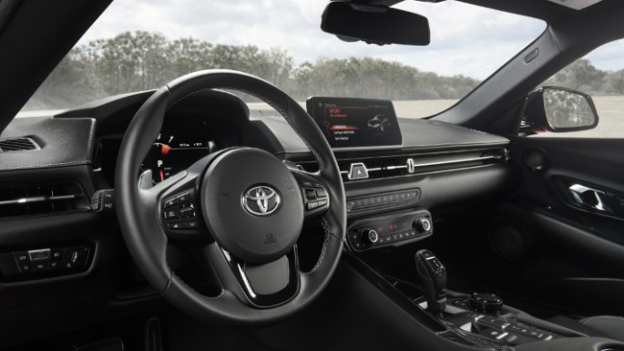 2020-toyota-supra-dashboard-image