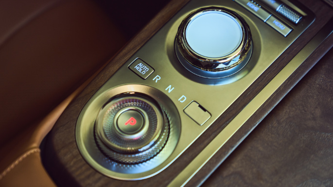 2023-genesis-g80-electric-image-14