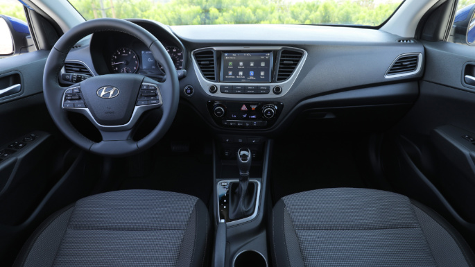 2021-hyundai-accent-int