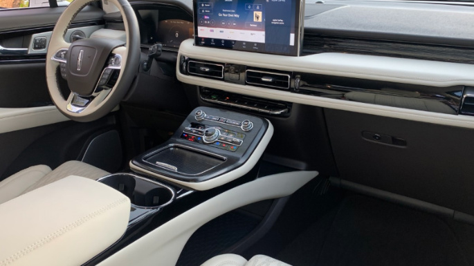 03-2021 Lincoln Nautilus