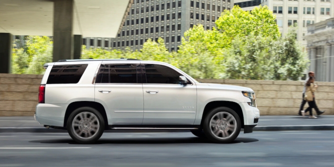 2019-chevy-tahoe-image-4