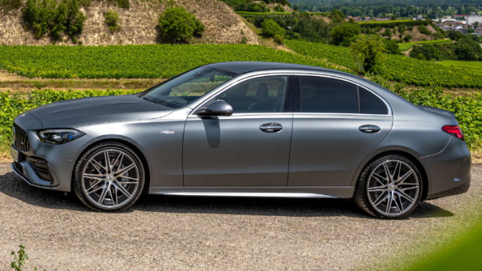 2023-mercedes-benz-c-class-cost-image