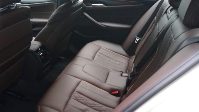 2021 BMW 5 Series Test Drive Review formAndFunctionImage