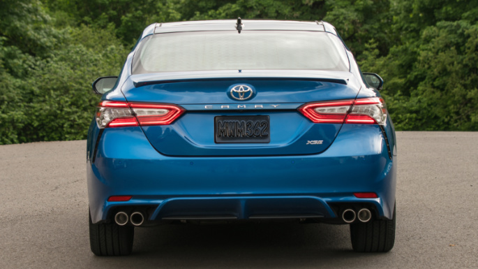 2018-toyota-camry-image-5