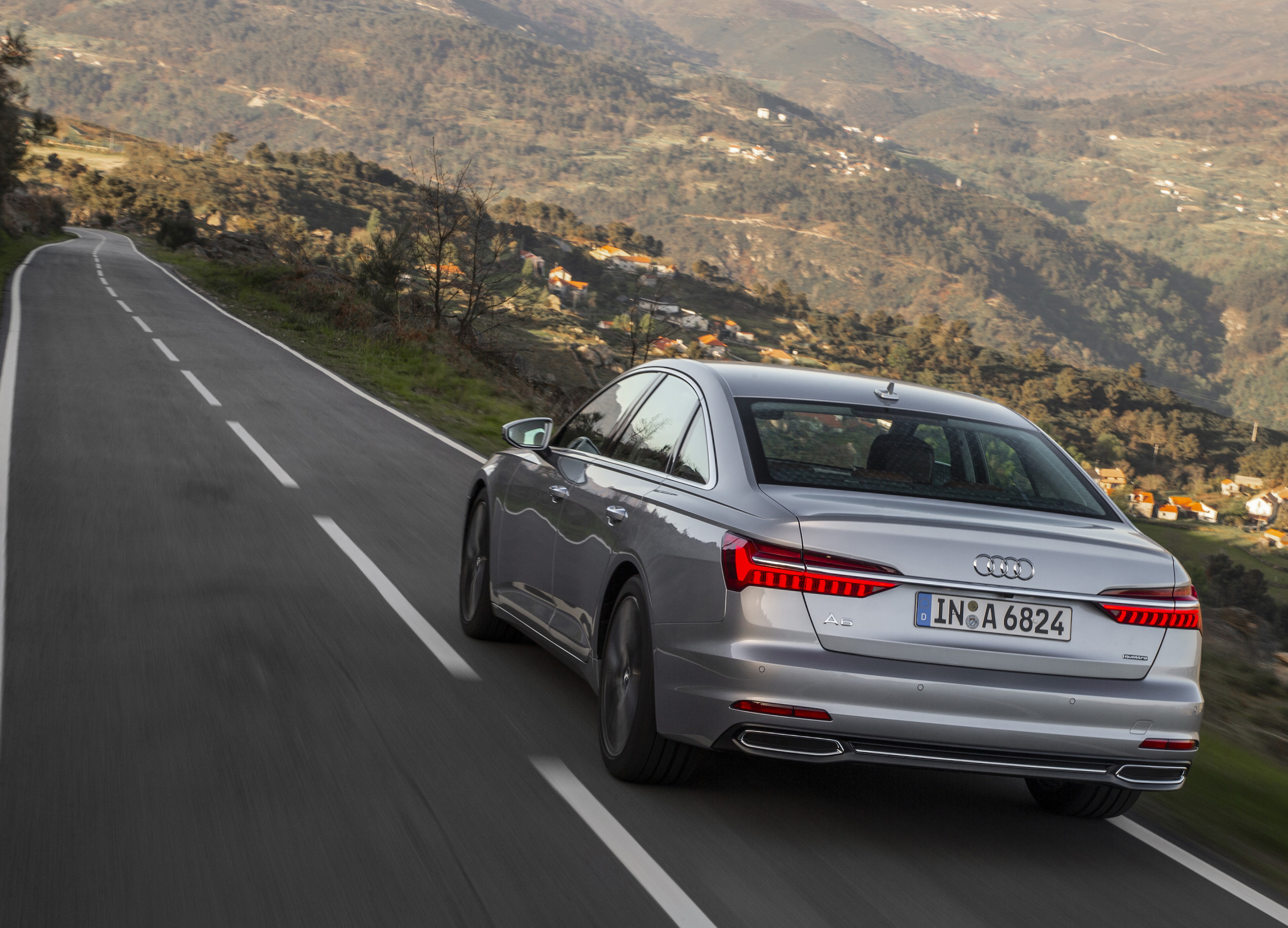 Large-2019-Audi-A6--European-model--4460