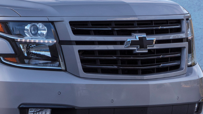 2020-chevrolet-suburban-image-16