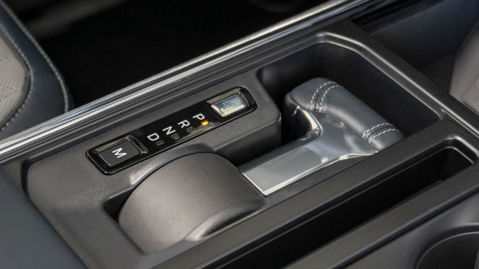 2022-ford-f150-image-14