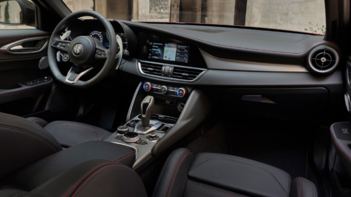 2024 Alfa Romeo Giulia Dashboard and Seats (Safety)