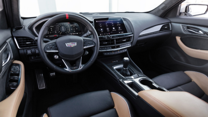 2022-cadillac-ct5v-blackwing-int