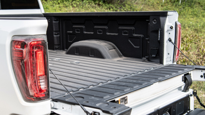 2020-gmc-sierra-practicality-image