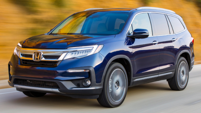 2021-honda-pilot-driving-image