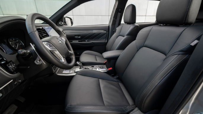 2020-mitsubishi-outlander-image-7
