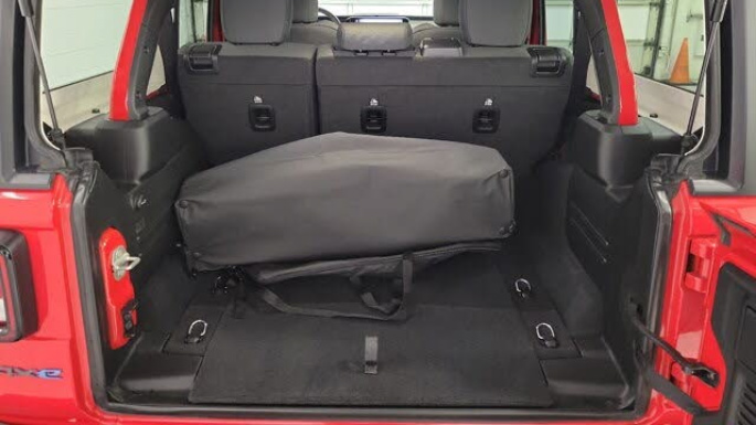 2024 Jeep Wrangler Practicality (Trunk)