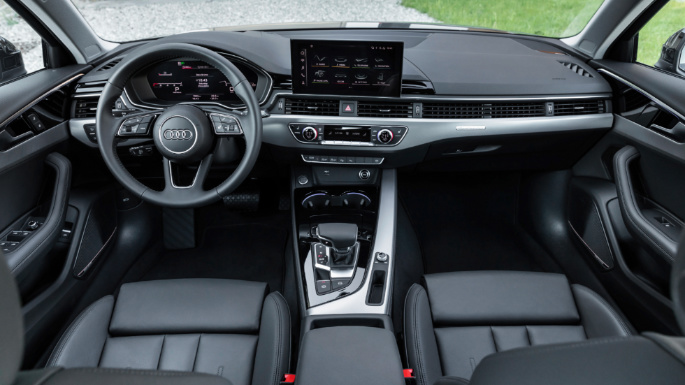 2022-audi-a4-int