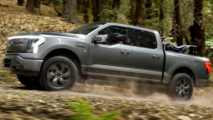 2023-ford-f150-lighnting-cost-image