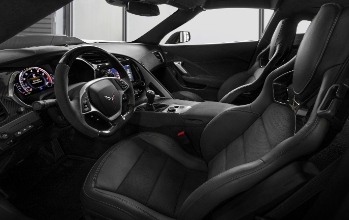 2019-Chevrolet-Corvette-ZR1-014