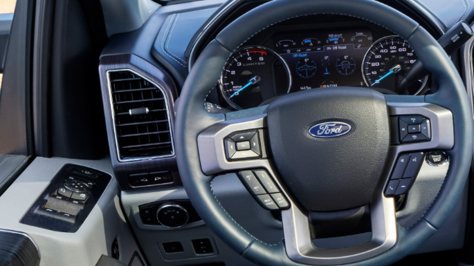 2022-ford-f250-image-12