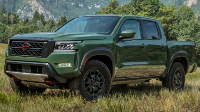 2022-nissan-frontier-ext
