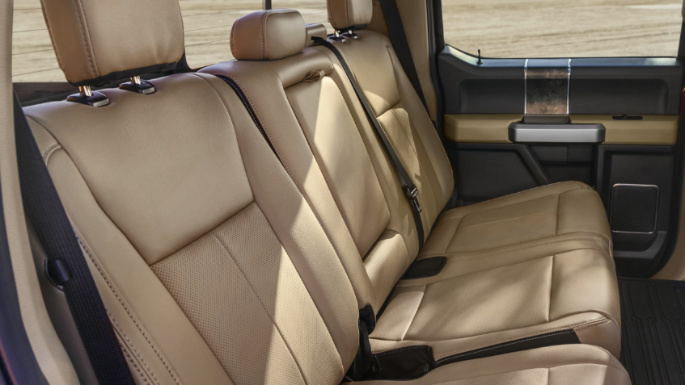 2022-ford-f250-image-8